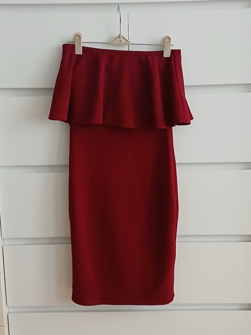 Strapless Ruby Red Ruffle Shapely Dress - XS - Picture 1 of 2
